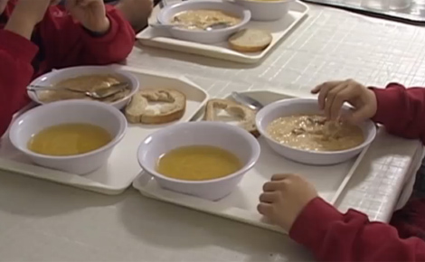 A mintamenza programban odafigyelnek az ételallergiás gyermekek étkeztetése