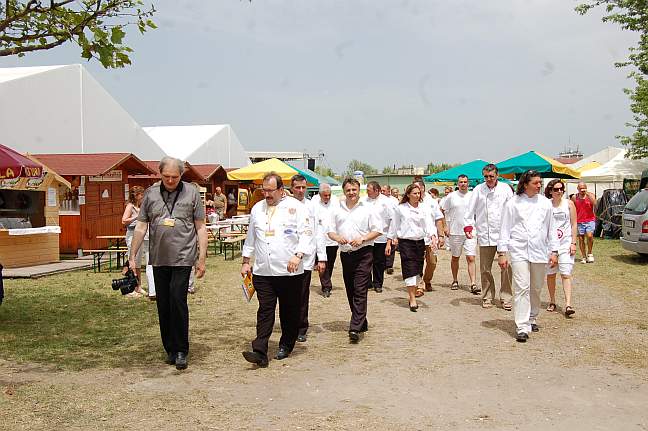  elnöke, Prohászka Béla