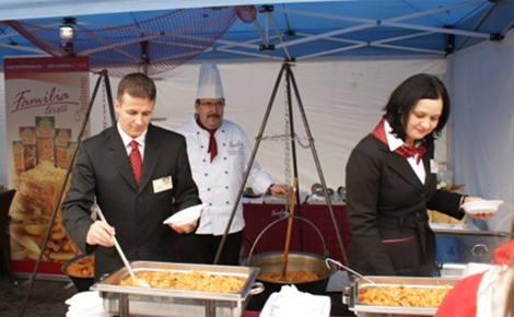 Prohászka Béla 2000 adag Berényi betyáros öreglebbencset készített