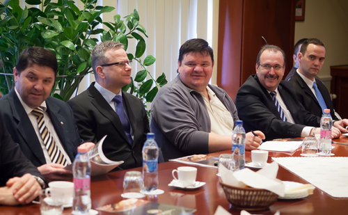 Kondorosra, Szarvasra és Békéscsabára is ellátogatott a Nemzeti Agrárgazdasági Kamara elnöke