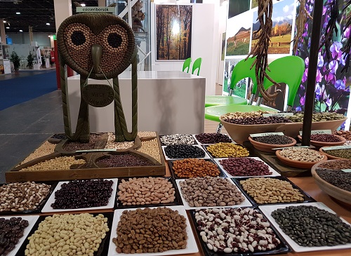 Magyar F&ouml;ld Legjava Bisztro az OM&Eacute;K-on