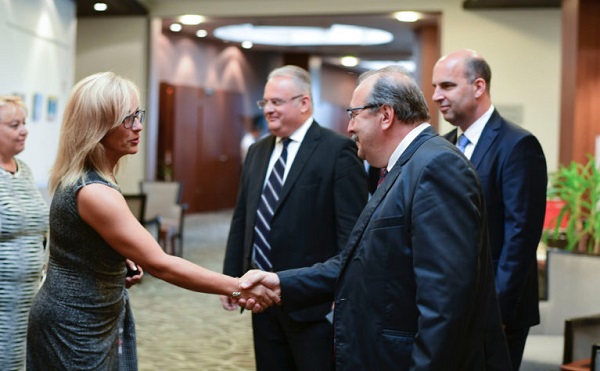 Gasztron&oacute;miai &eacute;s kultur&aacute;lis egy&uuml;ttműk&ouml;d&eacute;si meg&aacute;llapod&aacute;st &iacute;rtak al&aacute; - fot&oacute;k: beol.hu