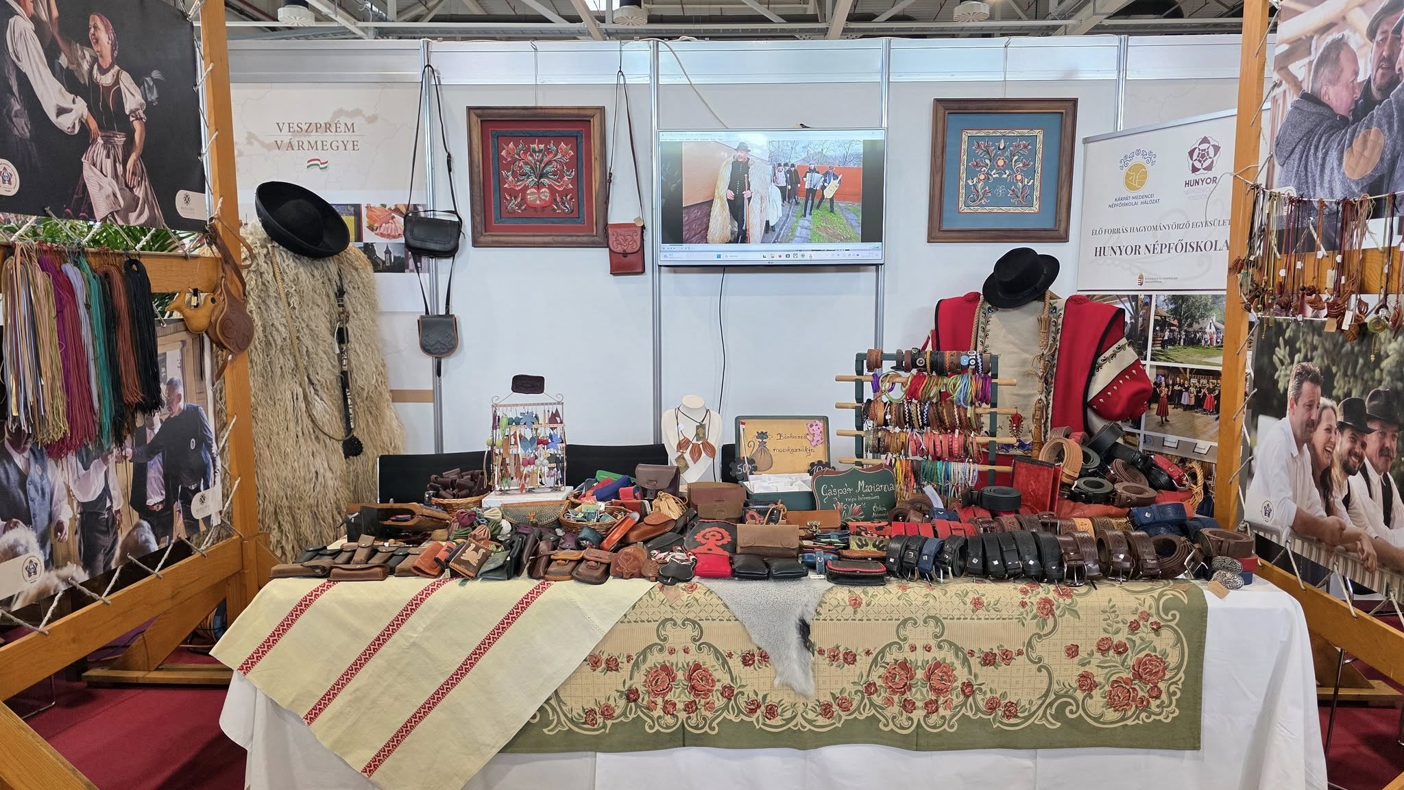 550392315_3352875904850645_3441839166384799996_n