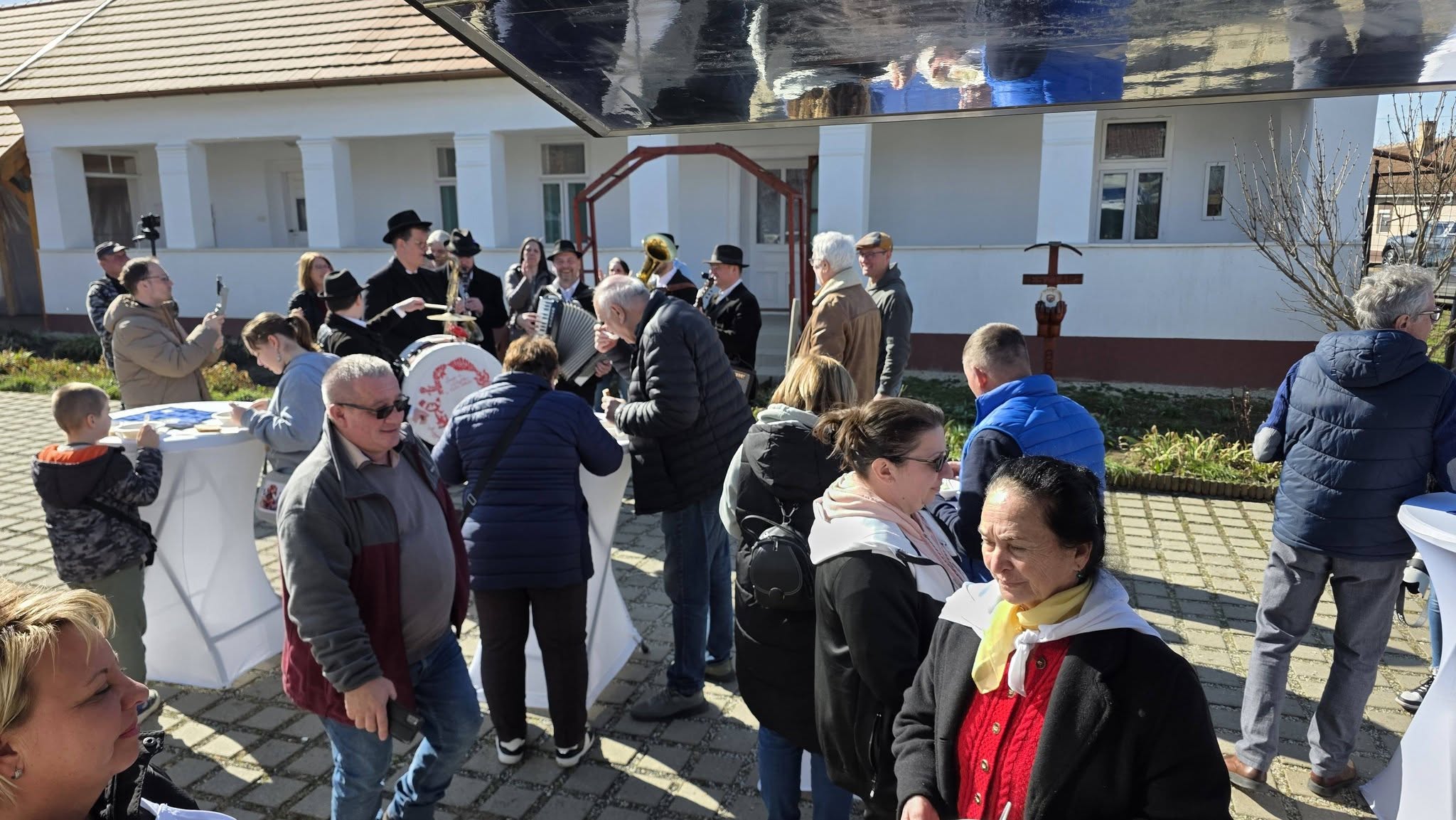 643743191_3534547283350172_2556214323002353618_n