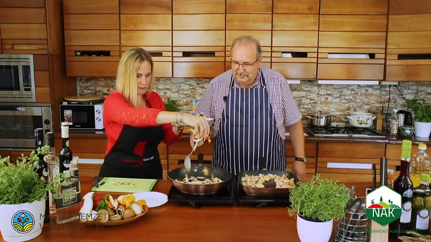 Gasztropercek Prohászka Bélával - Diós pulykamell birspálinkába fonnyasztott gombákkal